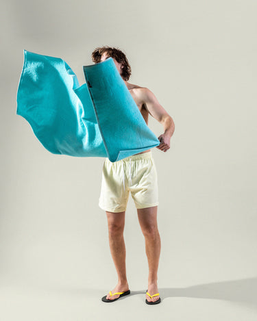 Thongs-Australia-Lifestyle-Pure-Cotton-Beach-Towel-Sky-Blue-Beach-Essentials