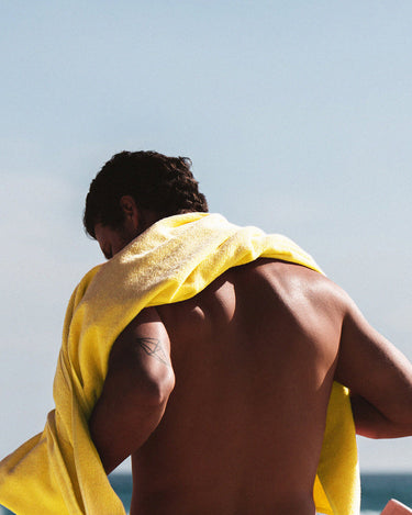 Thongs-Australia-Lifestyle-Pure-Cotton-Beach-Towel-Sun-Yellow-Beach-Essentials