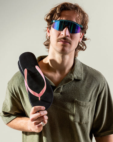 Thongs-Australia-Mens-Nostalgia-Series-Retro-Thongs-Beach-Essentials-Salty-Pink-Flip-Flops-Sandals