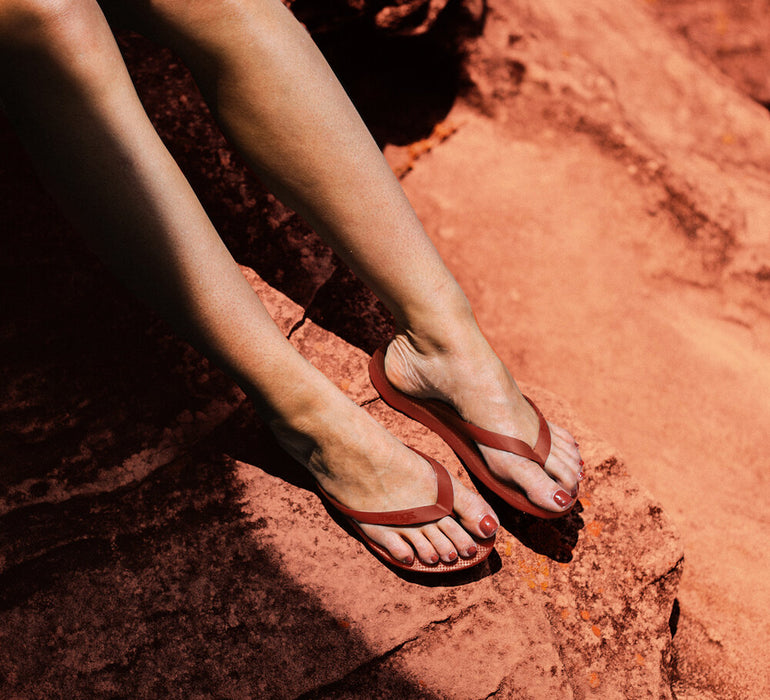 olukai thongs australia